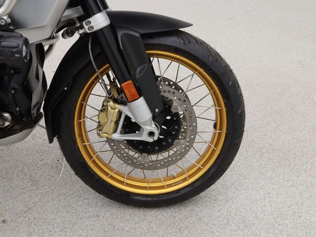 bmw - r-1250-gs-adventure