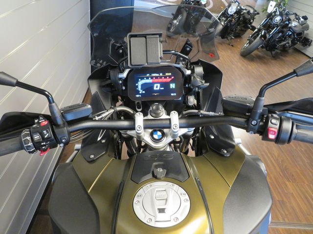 bmw - r-1250-gs-adventure