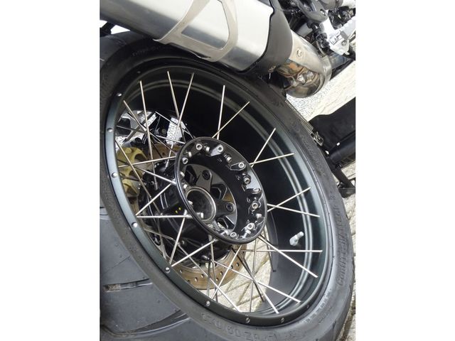 bmw - r-1250-gs-adventure