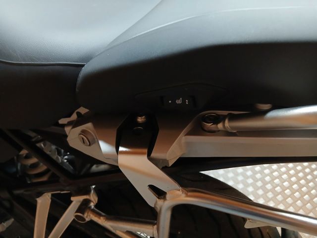 bmw - r-1250-gs-adventure