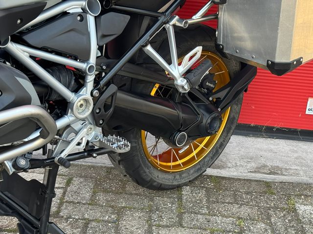 bmw - r-1250-gs-adventure