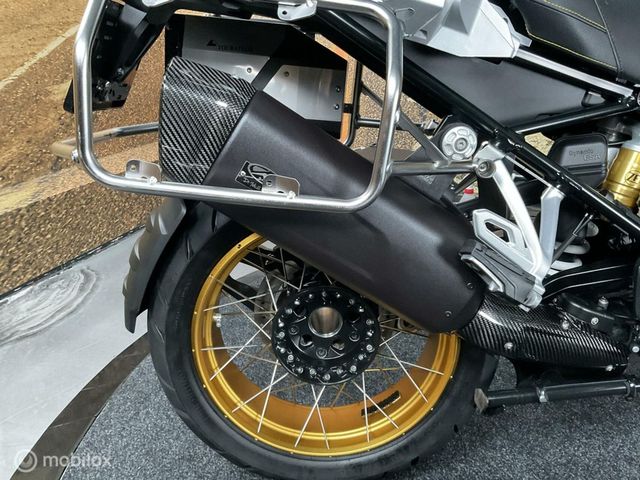 bmw - r-1250-gs-adventure-40-years-gs-edition