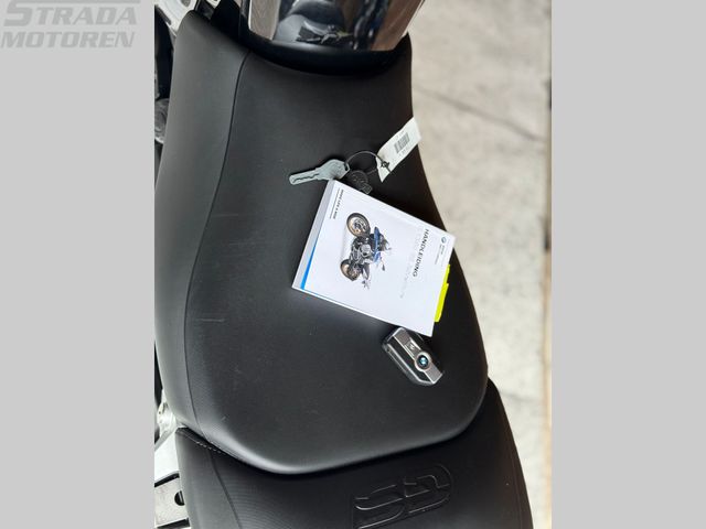 bmw - r-1250-gs-adventure-40-years-gs-edition