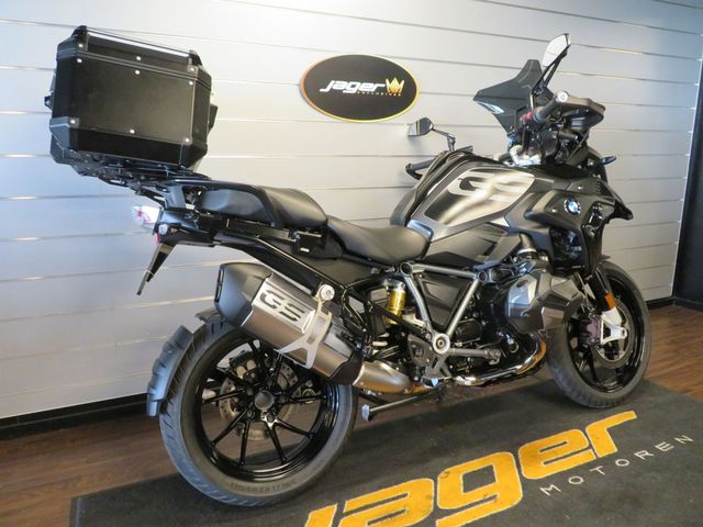 bmw - r-1250-gs-triple-black