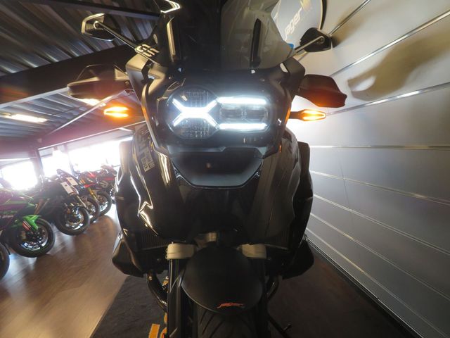 bmw - r-1250-gs-triple-black
