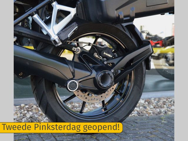 bmw - r-1250-gs-triple-black