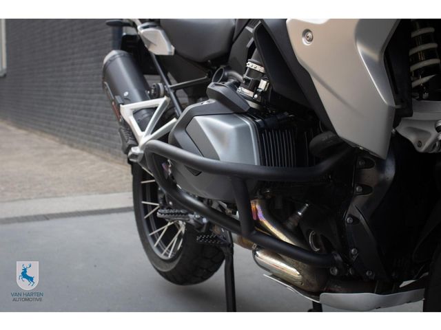 bmw - r-1250-gs-triple-black