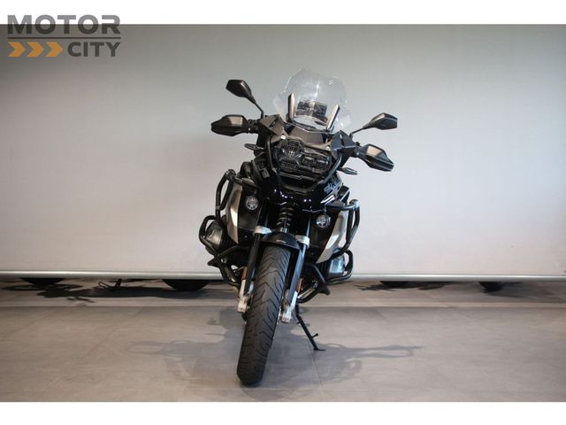 bmw - r-1250-gs-triple-black