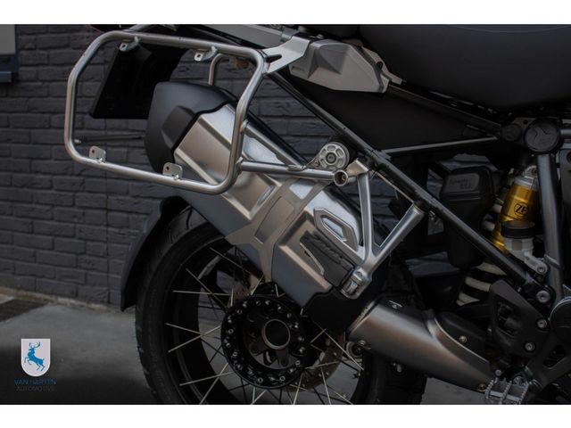 bmw - r-1250-gs-triple-black