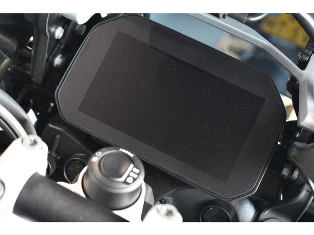 bmw - r-1250-gs-triple-black