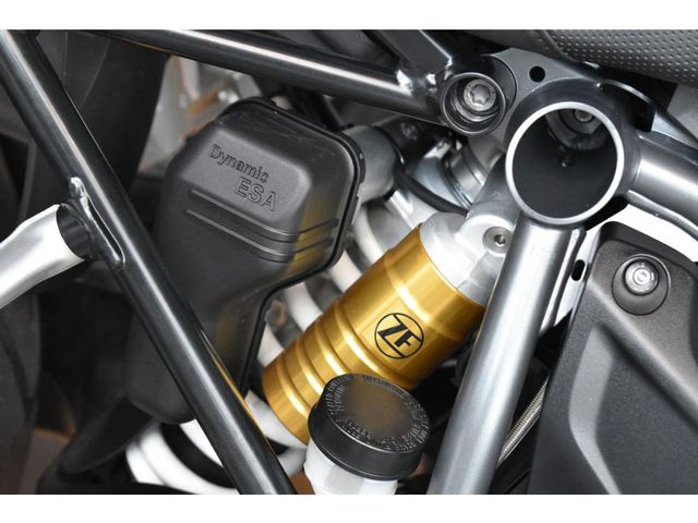 bmw - r-1250-gs-triple-black