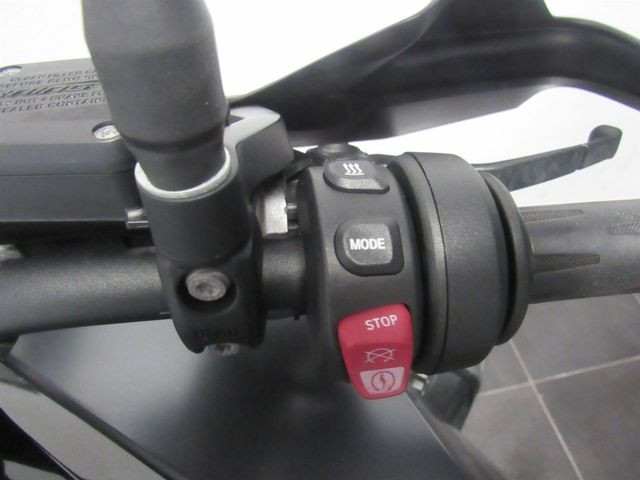 bmw - r-1250-gs-triple-black