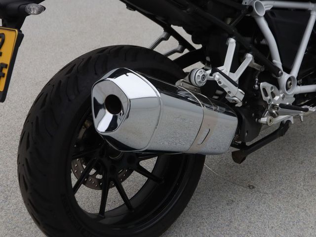 bmw - r-1250-rs