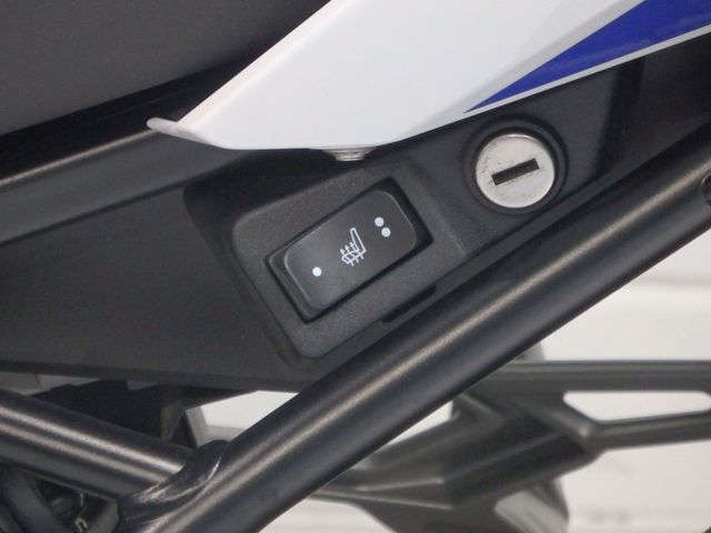 bmw - r-1250-rs