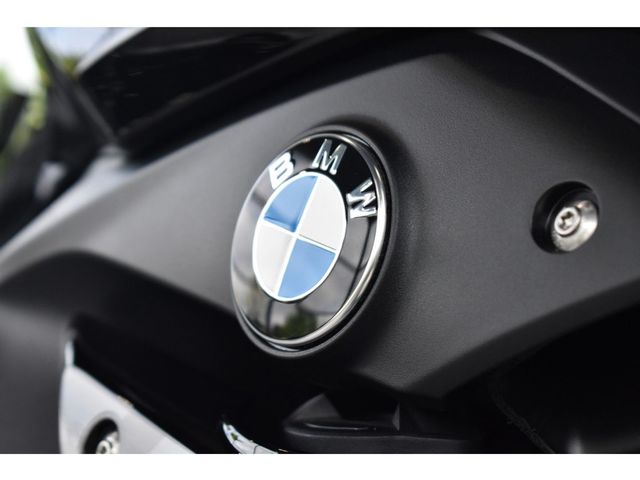bmw - r-1250-rs