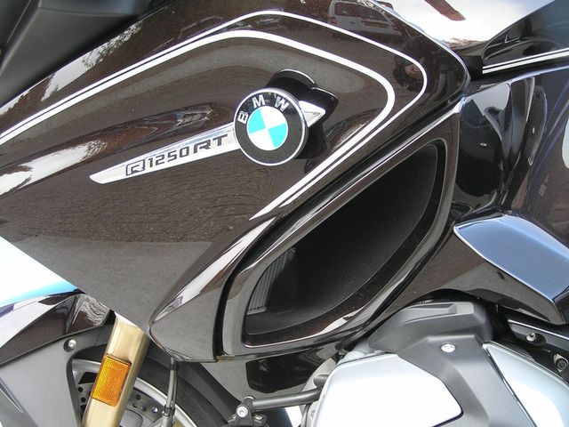 bmw - r-1250-rt