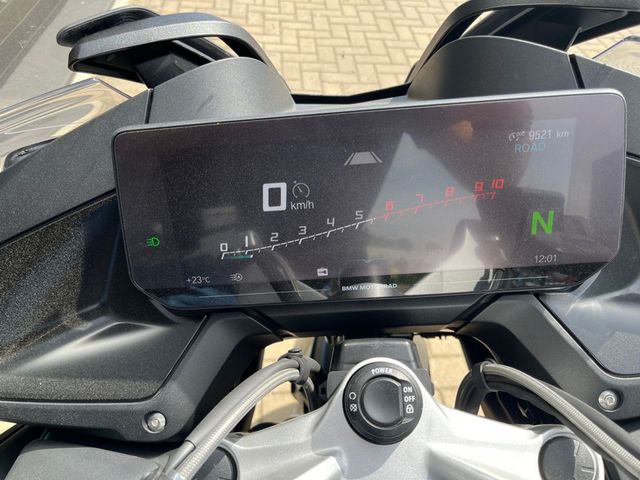 bmw - r-1250-rt