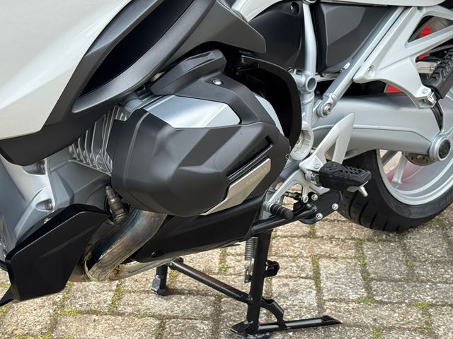 bmw - r-1250-rt