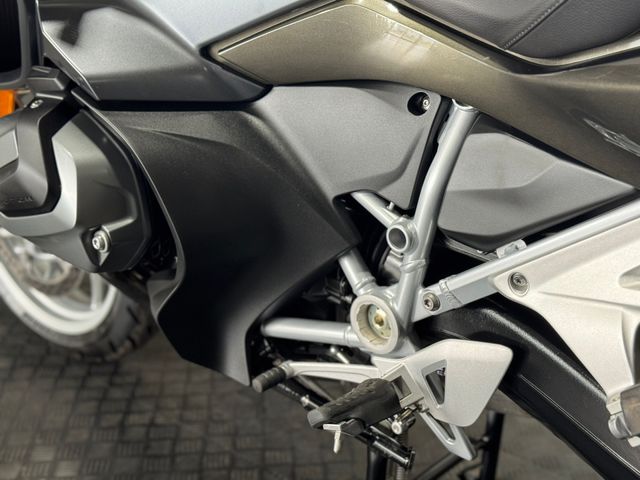 bmw - r-1250-rt