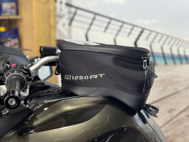 bmw - r-1250-rt