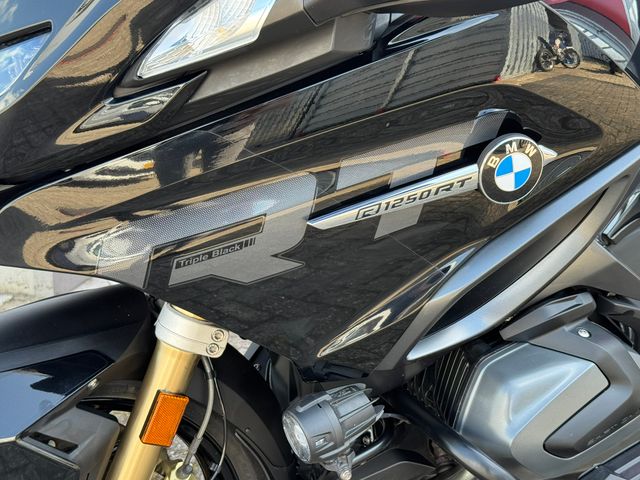 bmw - r-1250-rt