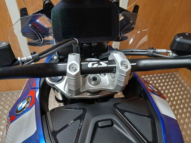bmw - r-1300-gs