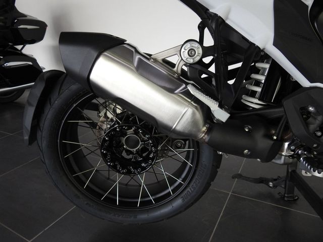 bmw - r-1300-gs