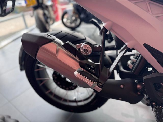 bmw - r-1300-gs