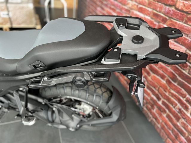 bmw - r-1300-gs