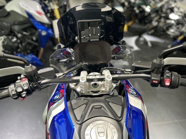 bmw - r-1300-gs