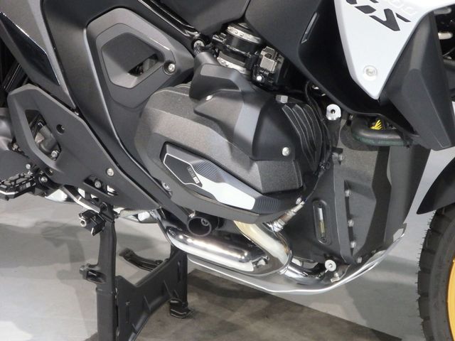 bmw - r-1300-gs