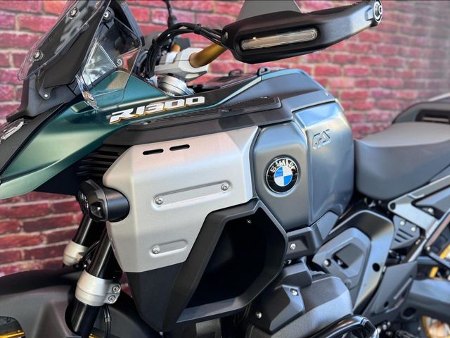 bmw - r-1300-gs-adventure