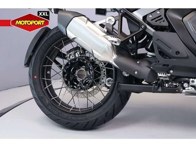 bmw - r-1300-gs-adventure
