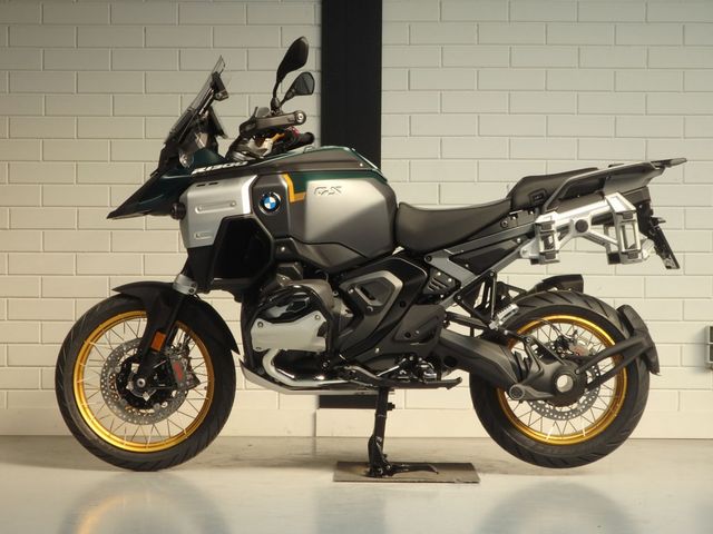 bmw - r-1300-gs-adventure