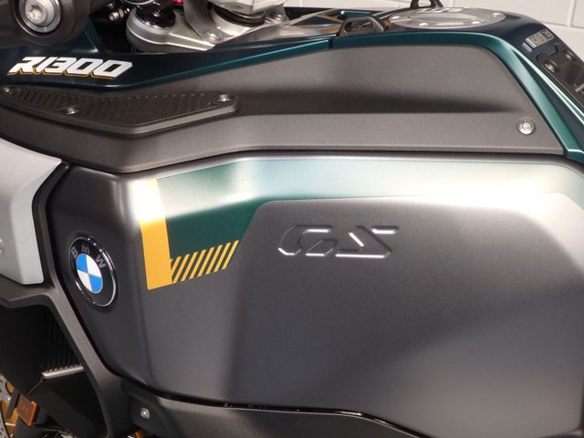 bmw - r-1300-gs-adventure