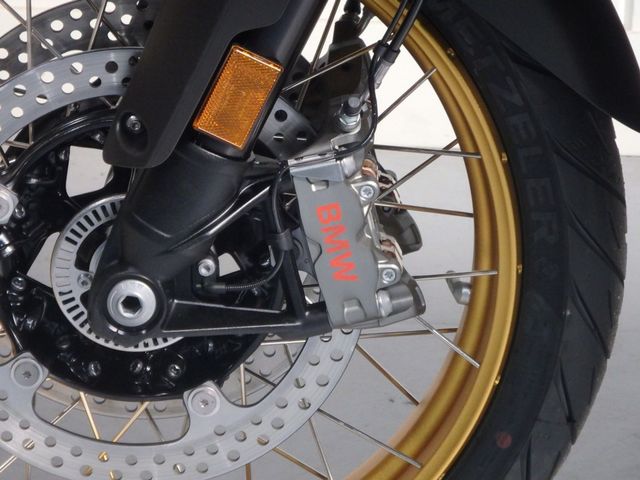 bmw - r-1300-gs-adventure