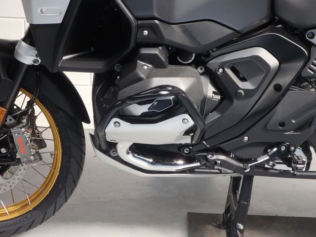 bmw - r-1300-gs-adventure