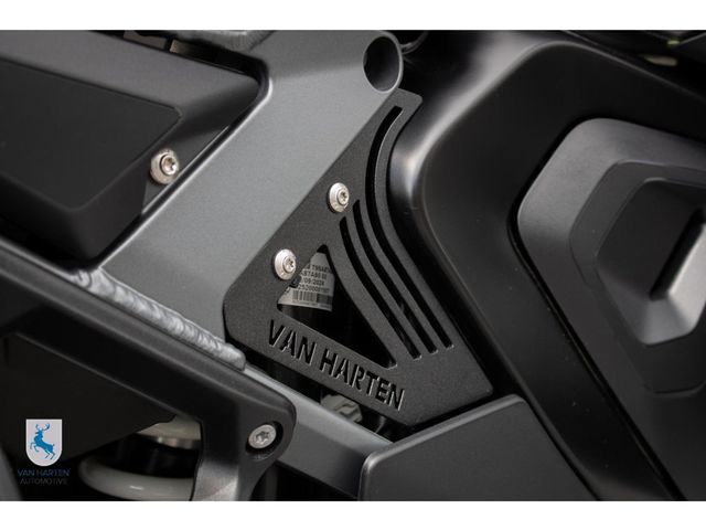 bmw - r-1300-gs-adventure-triple-black