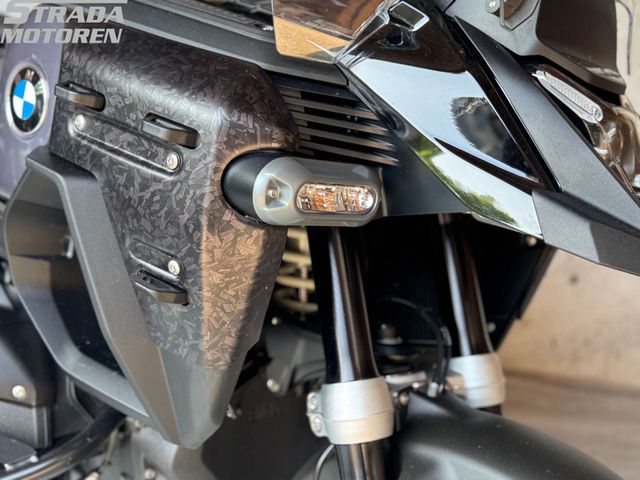 bmw - r-1300-gs-adventure-triple-black