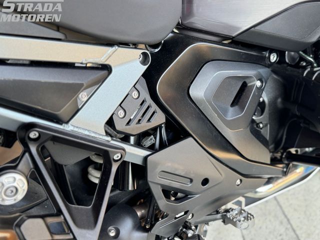 bmw - r-1300-gs-adventure-triple-black