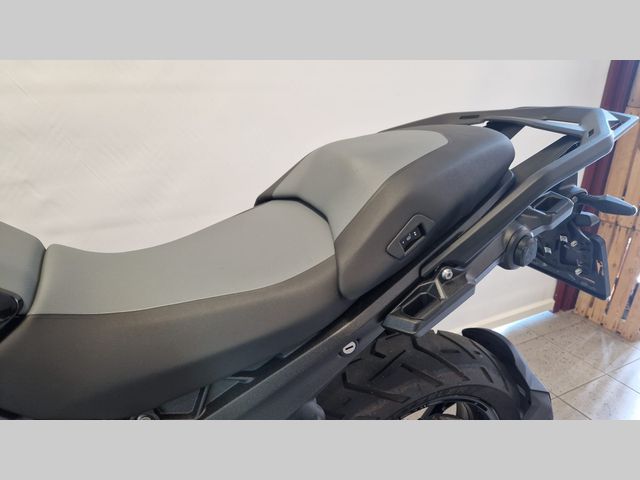 bmw - r-1300-gs-triple-black