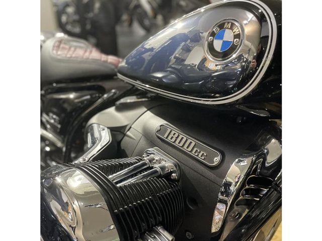 bmw - r-18