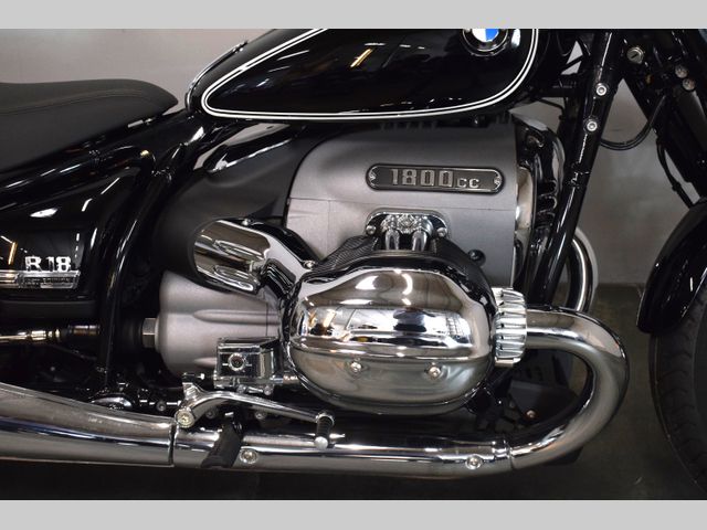 bmw - r-18