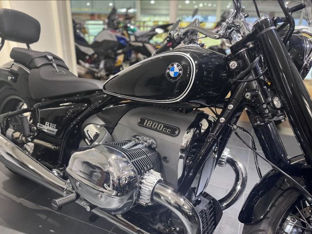 bmw - r-18