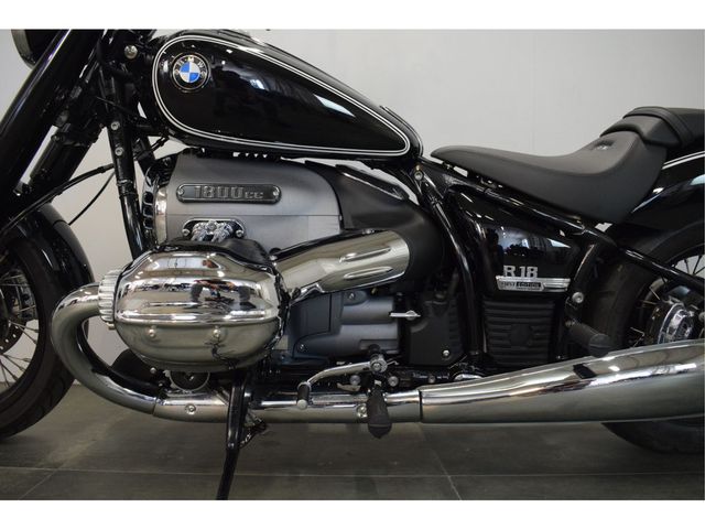 bmw - r-18