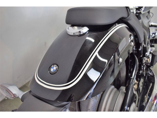 bmw - r-18