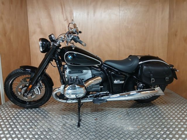bmw - r-18