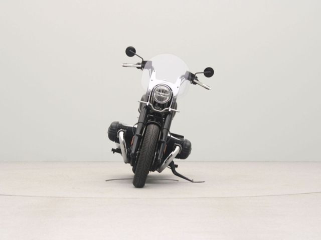 bmw - r-18