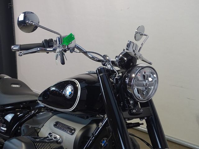 bmw - r-18-classic