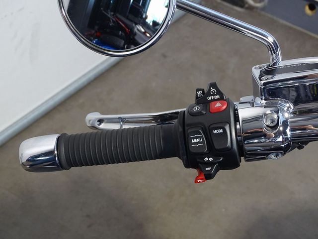 bmw - r-18-classic